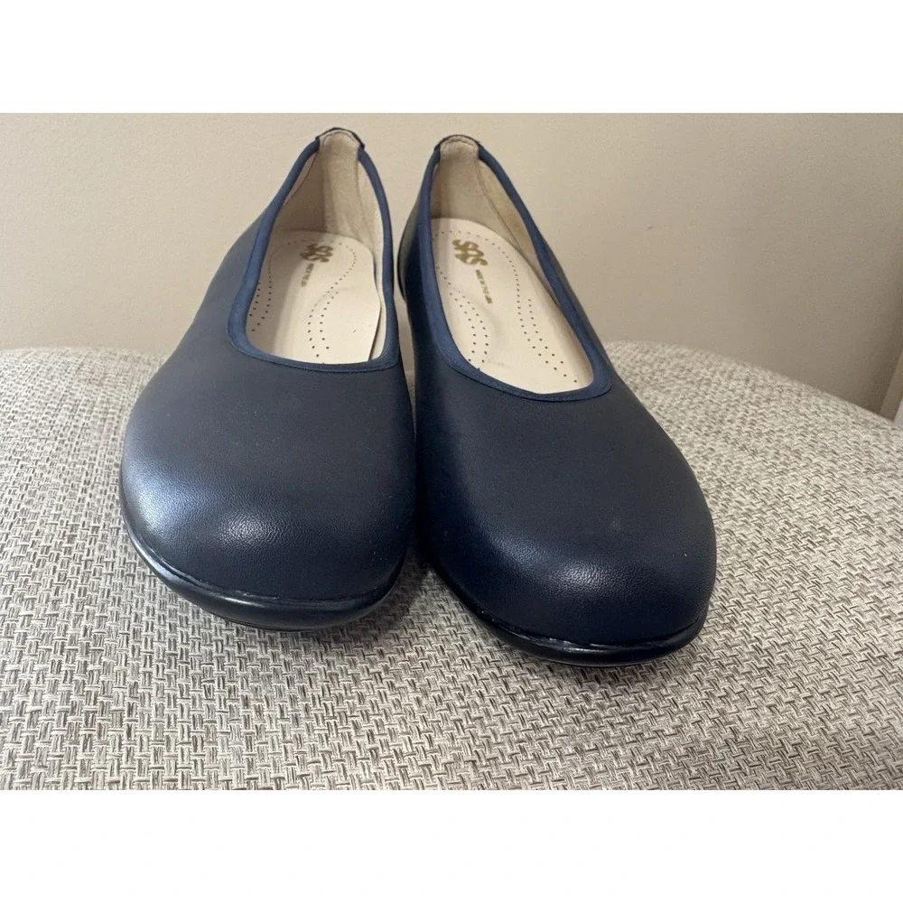 SAS‎ Milano Navy Leather Pump Shoes 